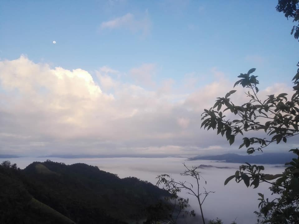 2 Days Vang Vieng Trekking and Ziplining